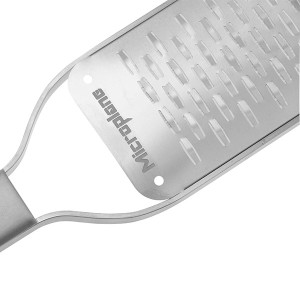 R&acirc;pe tranchant double coupe tout inox Professional - Microplane