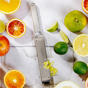 R&acirc;pe &agrave; zester tout inox Professional - Microplane
