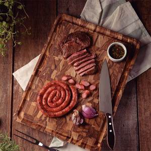 Planche &agrave; d&eacute;couper billot en bois debout de teck Churrasco - Tramontina