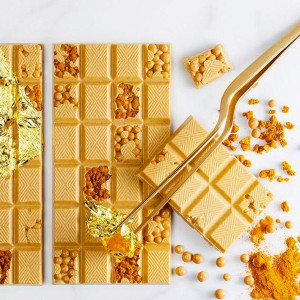 Chocolat de couverture blanc caramel Gold 30,4% - Callebaut - DDM D&eacute;pass&eacute;e